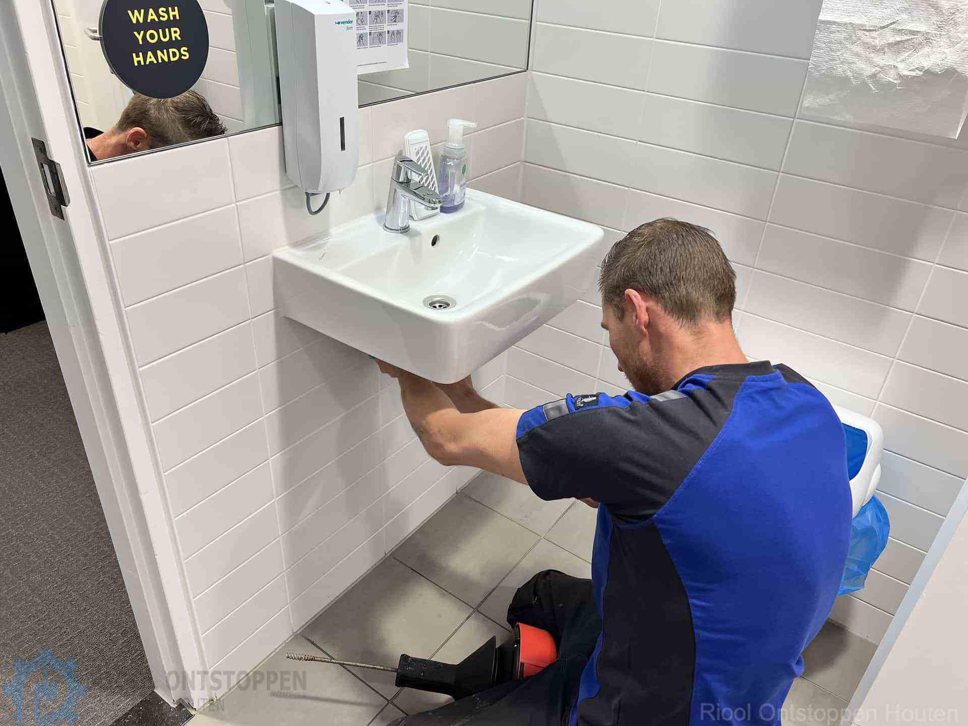 Gootsteen Verstopt Houten