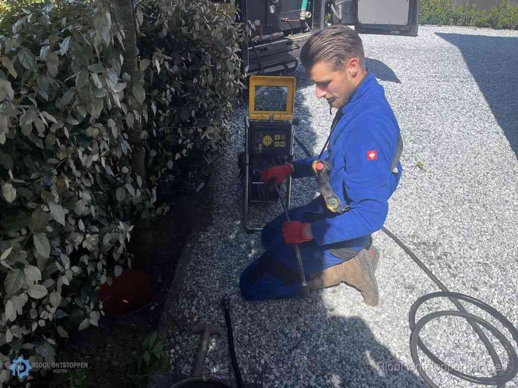 Verstopping Riool Ontstoppen Houten