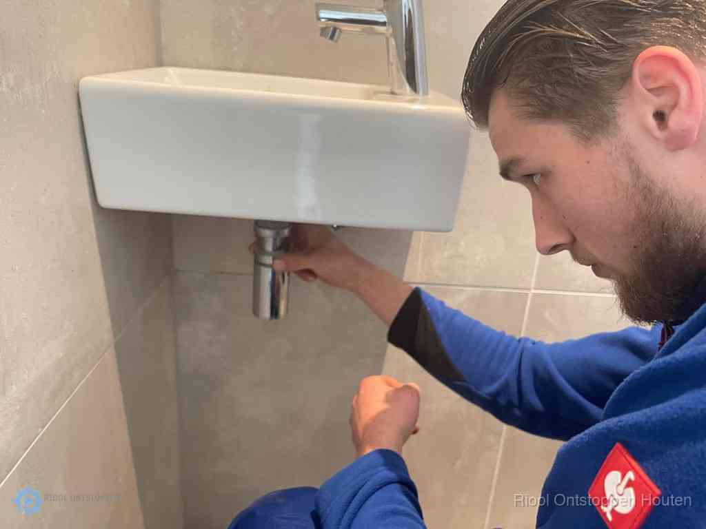 Wastafel Ontstoppen Houten